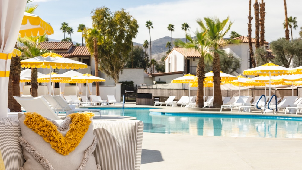 42874_PSPRST-Omni_Rancho_Las_Palmas_Resort__Spa-2023-conchilla_pool_cabana_WEB